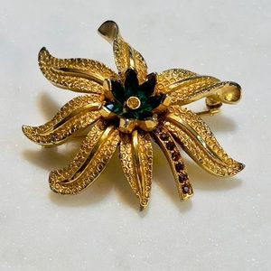 Vintage Bellini Flower Green Rhinestone Brooch/Pin